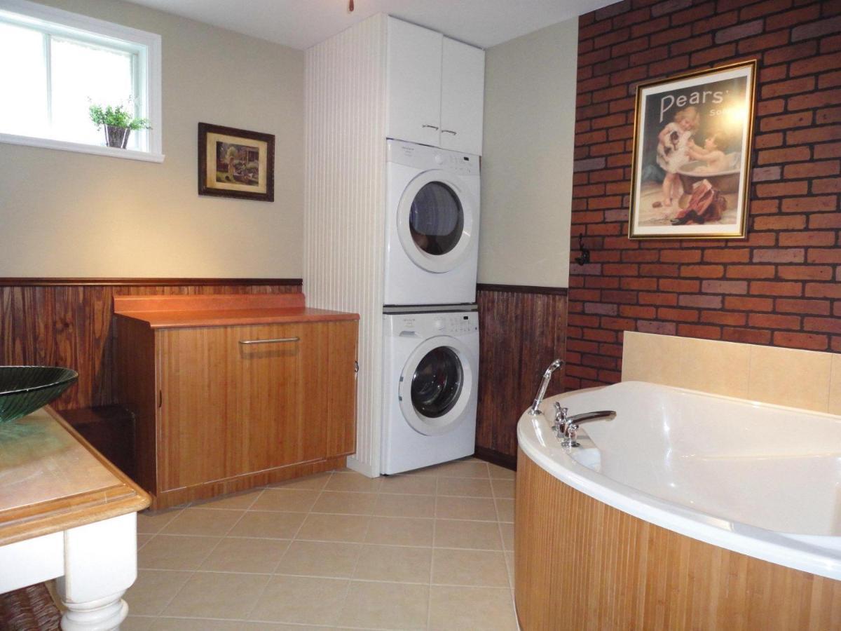 Le 154 Jacques-Cartier Apartment Gaspe Bagian luar foto